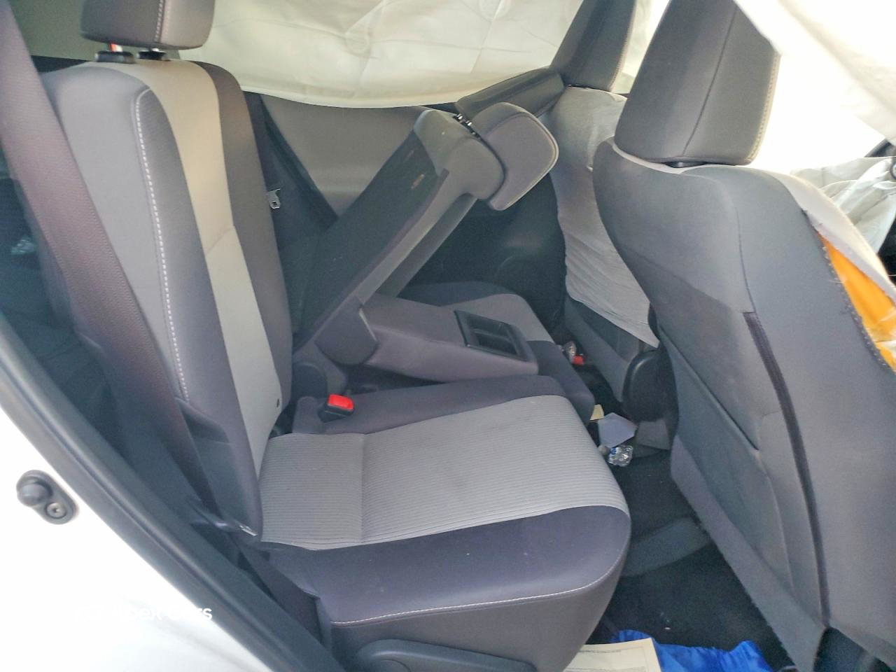 Toyota RAV 4 2015