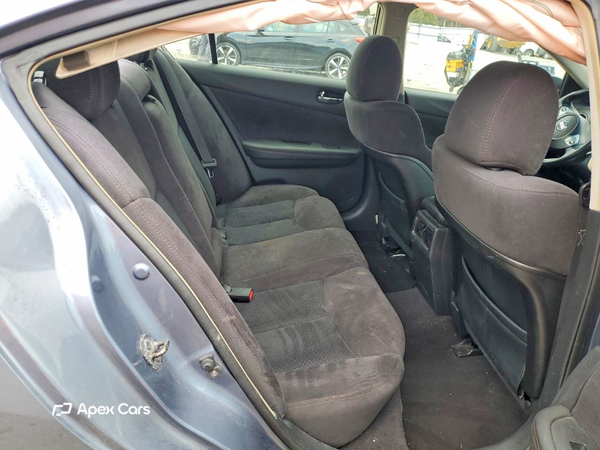 Nissan Maxima 2010