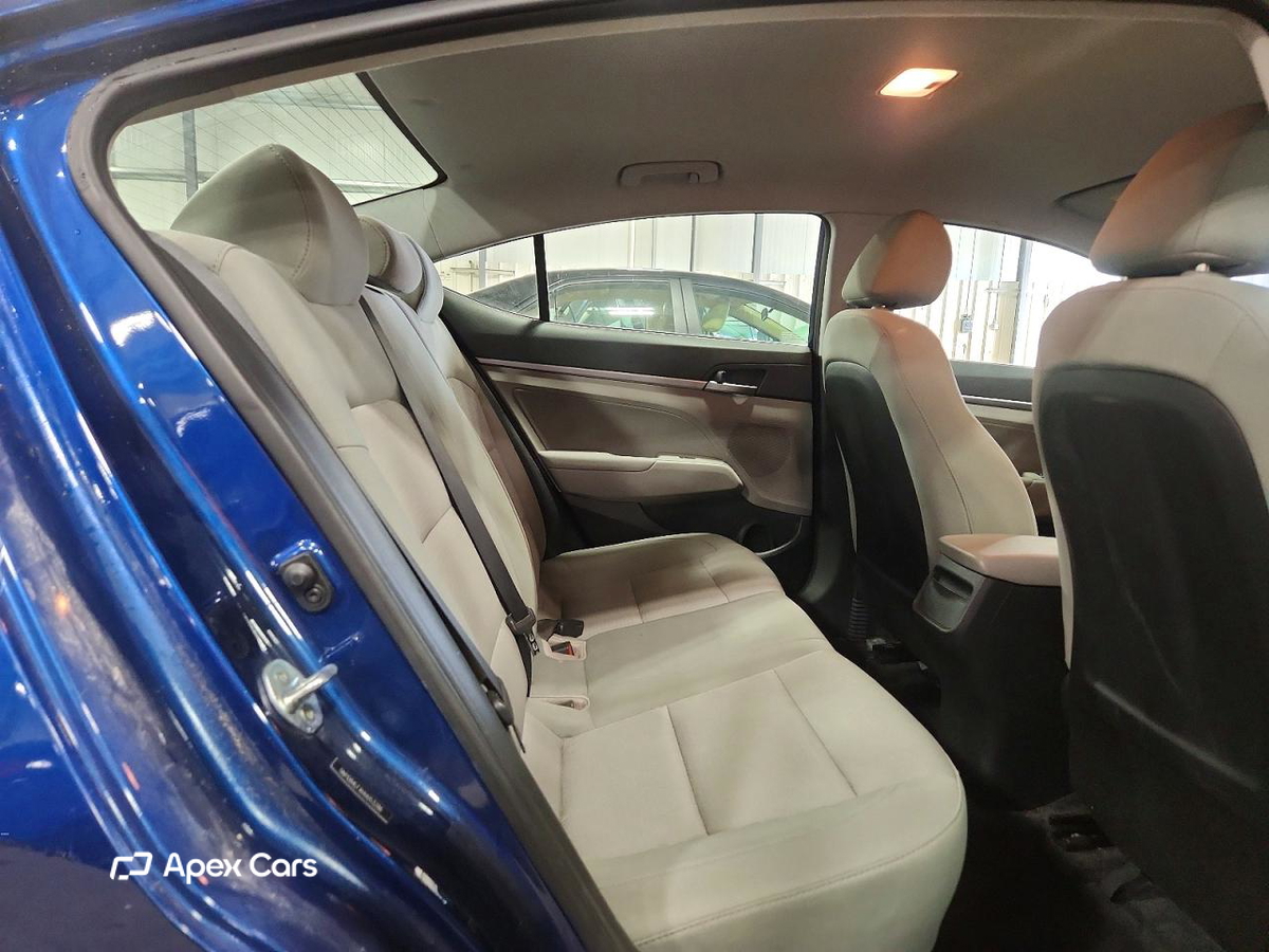 Hyundai Elantra 2017