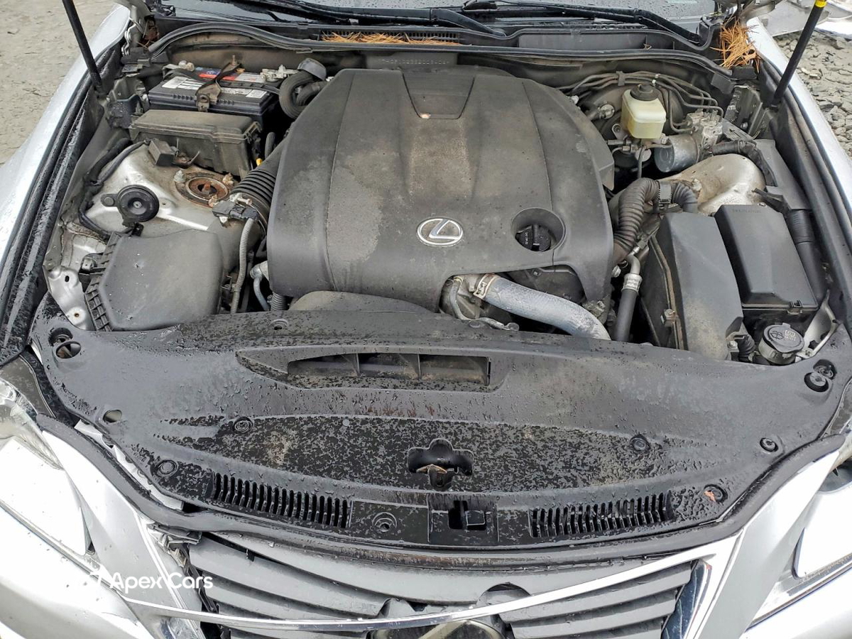 Lexus IS 2014