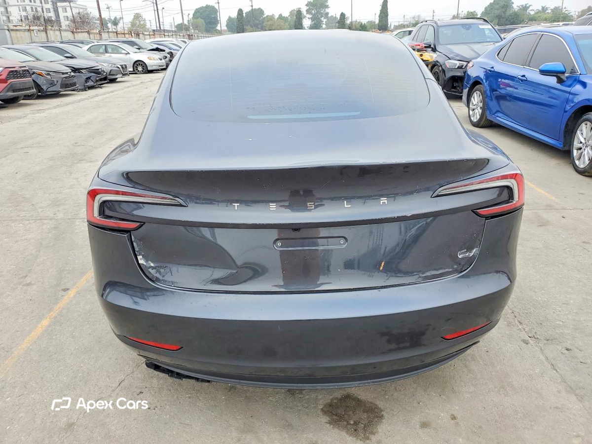 Tesla Model 3 2025