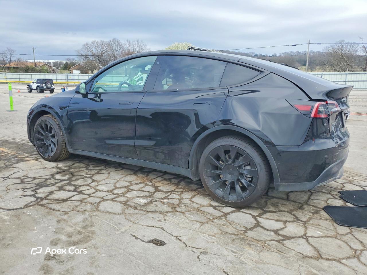 Tesla Model Y 2021
