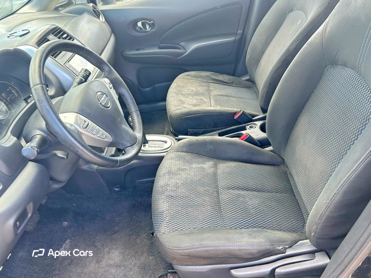 Nissan Versa 2019