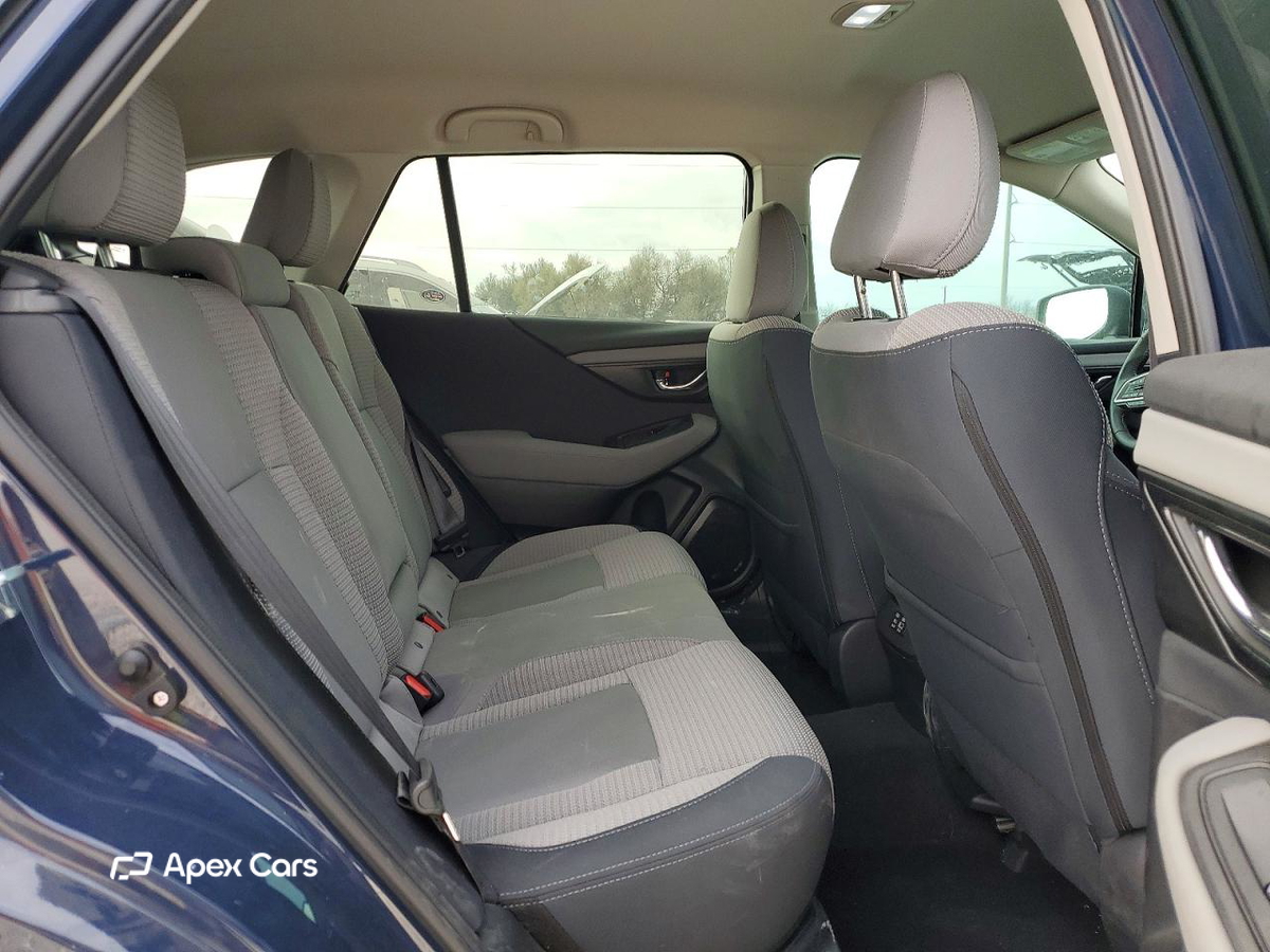 Subaru Outback 2025