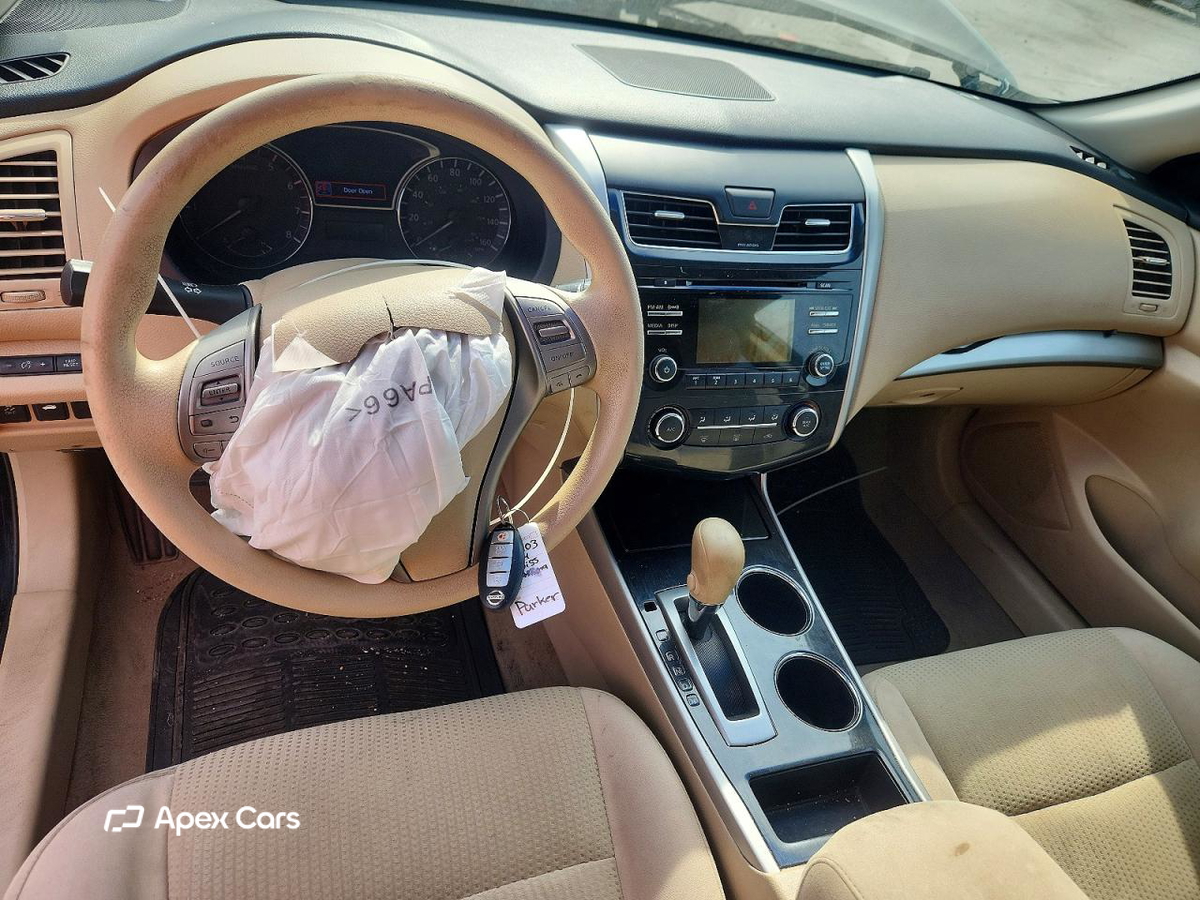 Nissan Altima 2014