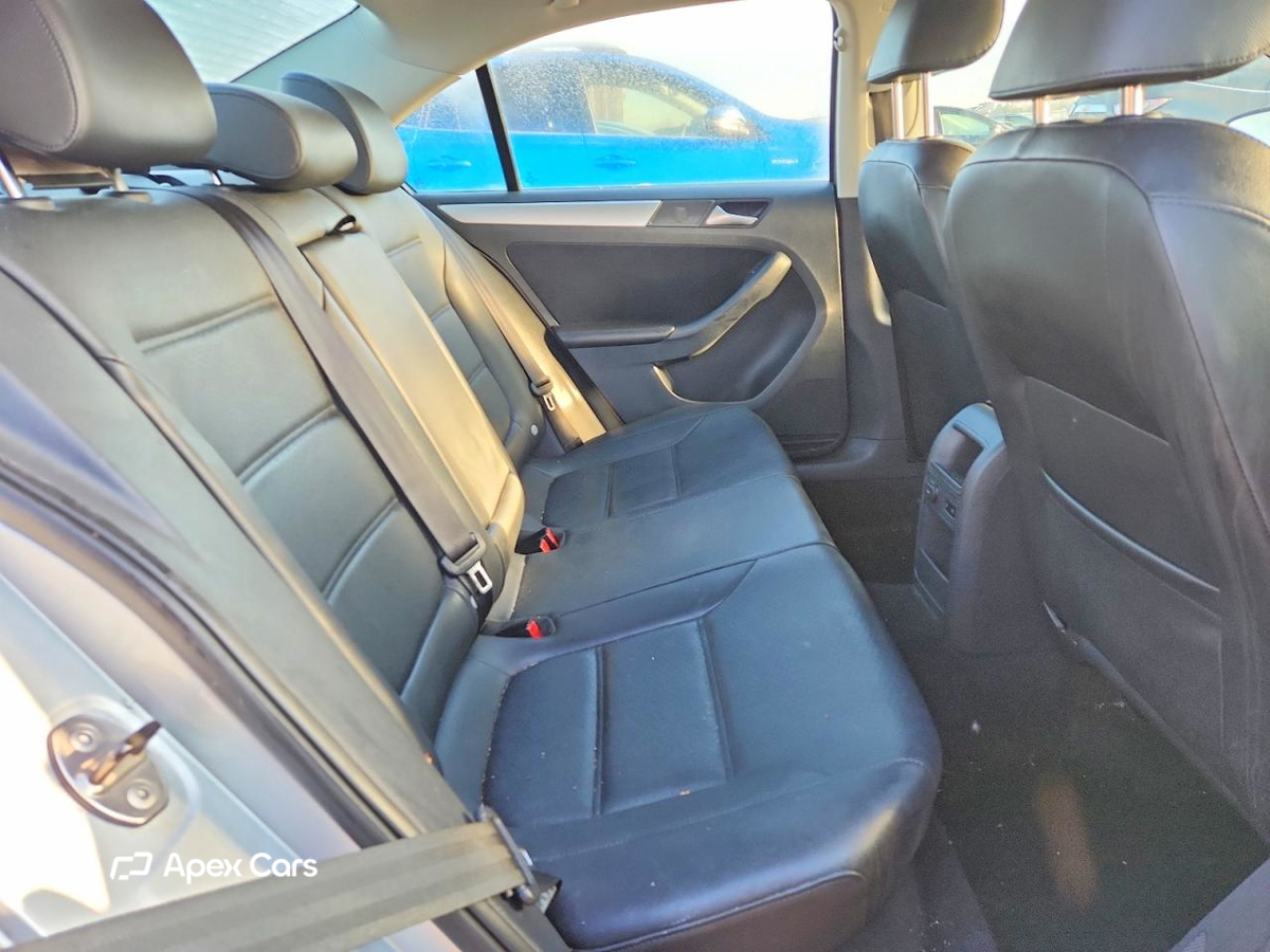 Volkswagen Jetta 2014