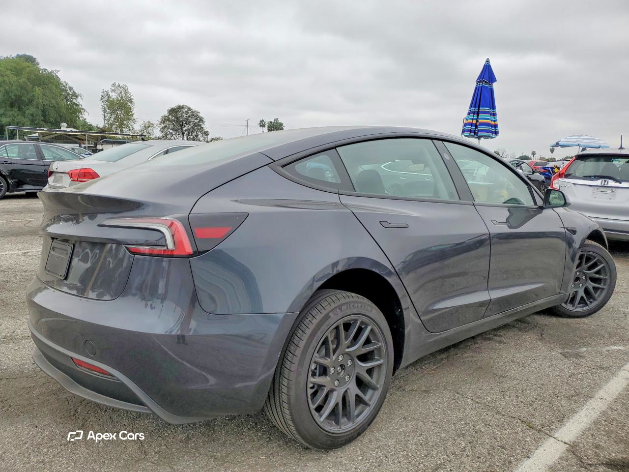 Tesla Model 3 2025