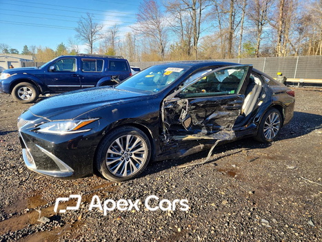 Lexus ES 2019 - Image 1 of 13