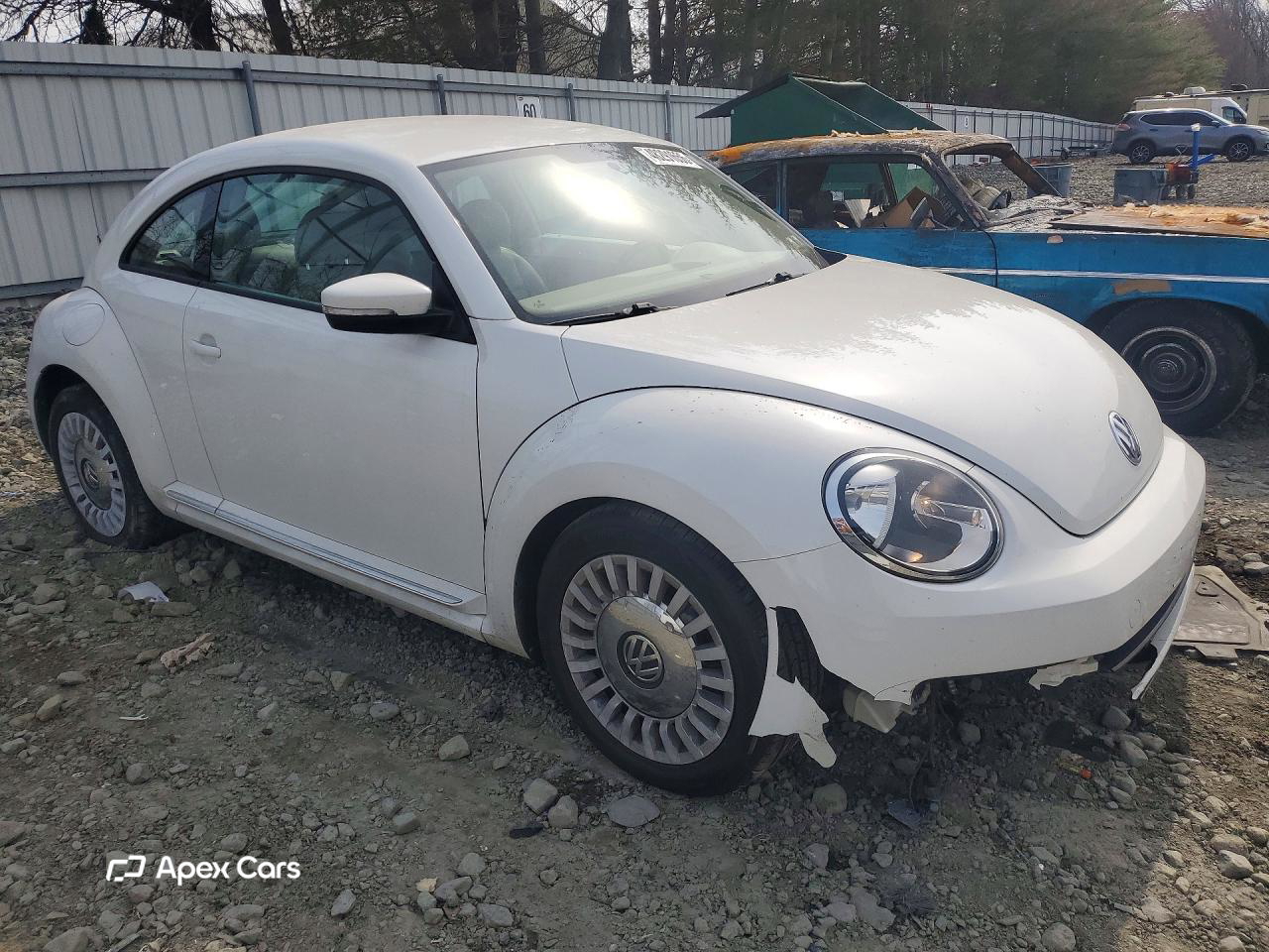 Volkswagen Beetle 2014