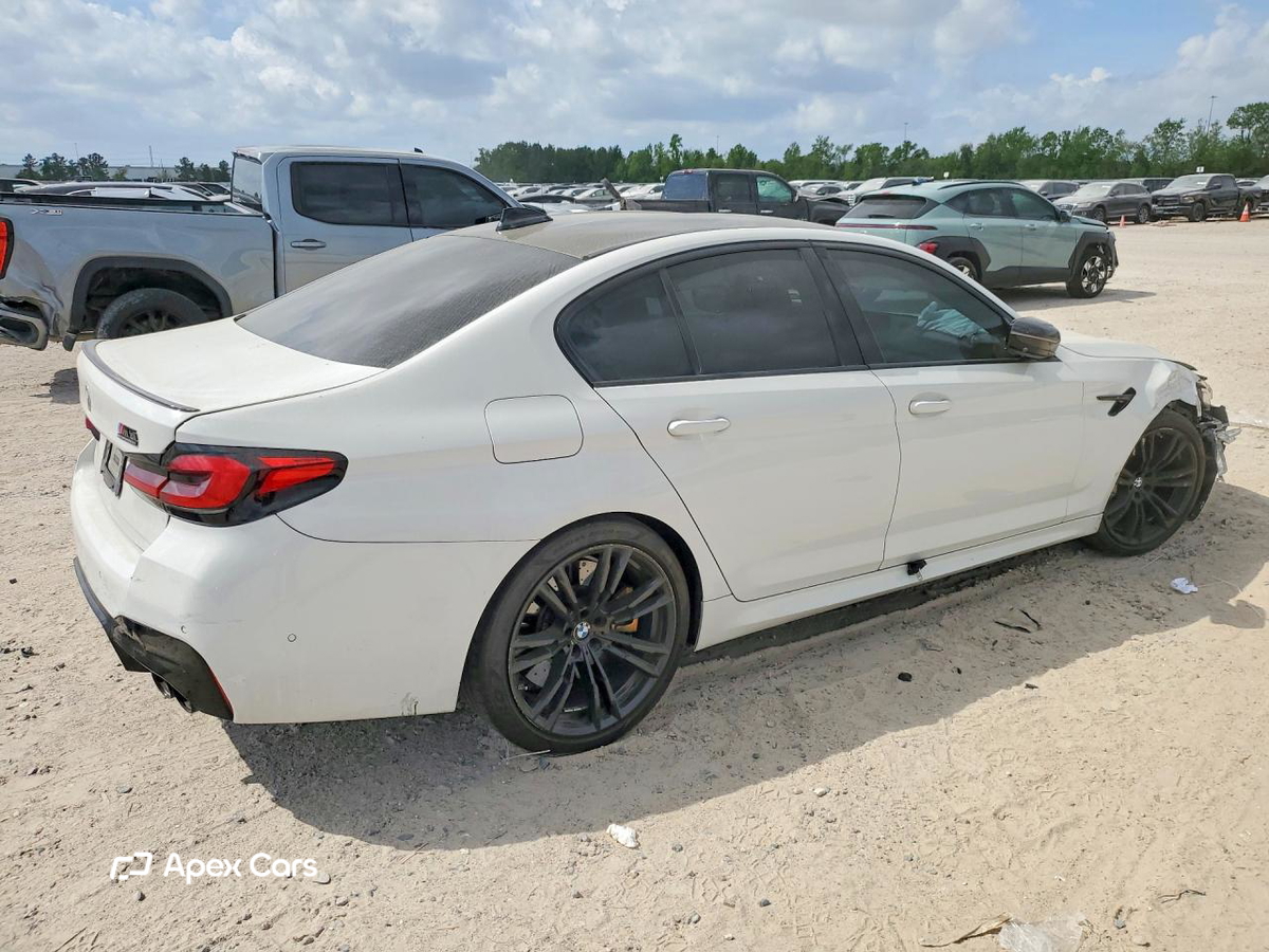BMW M5 2021