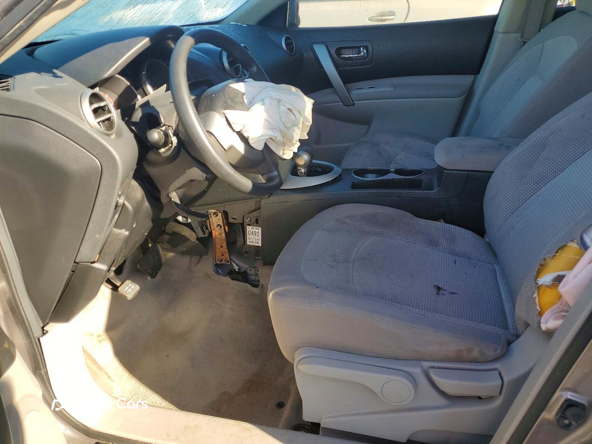 Nissan Rogue 2010