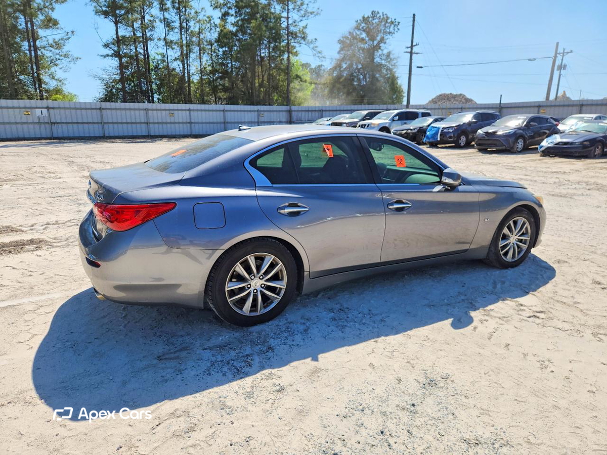 Infiniti Q50 2014