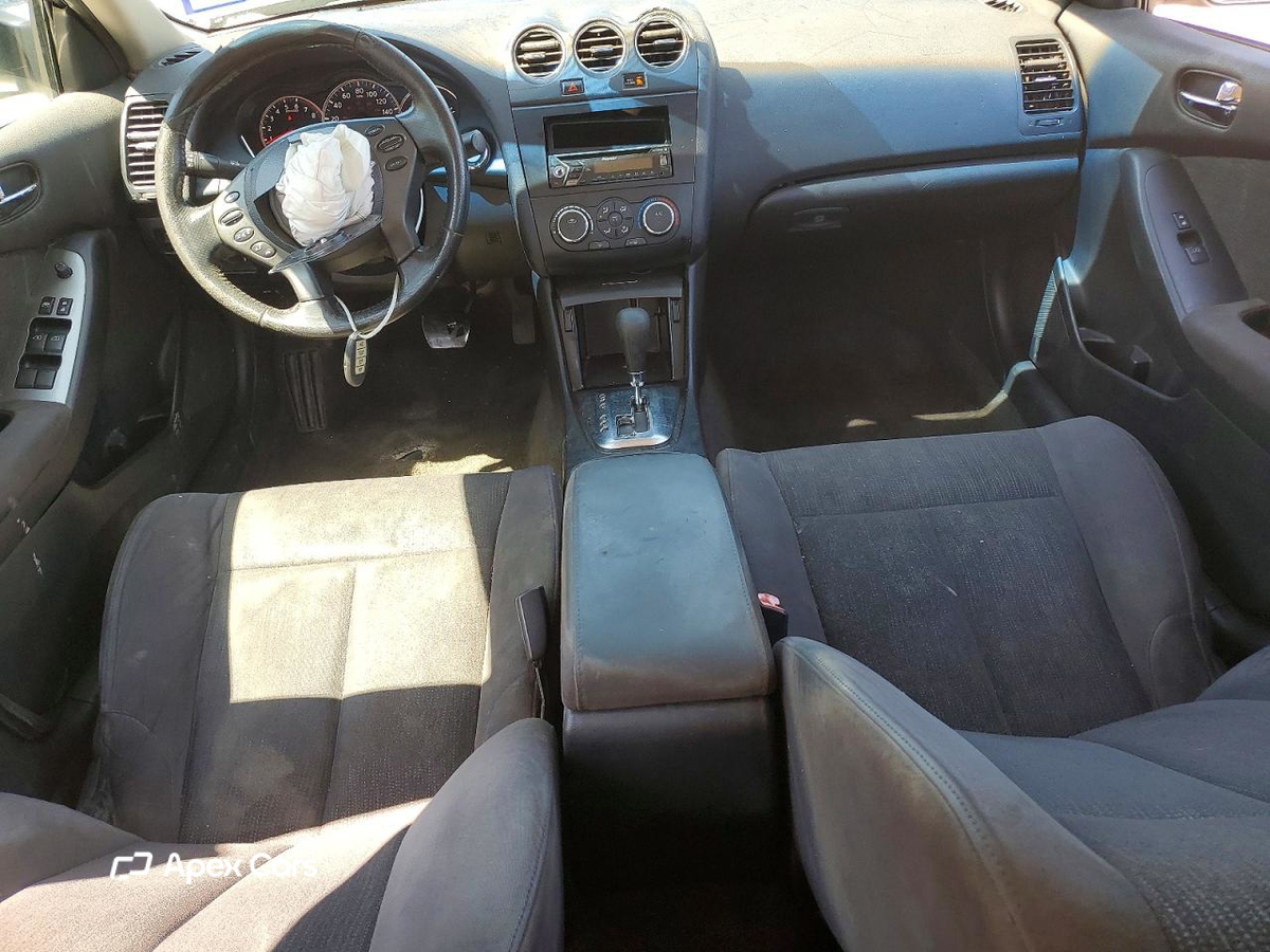 Nissan Altima 2012