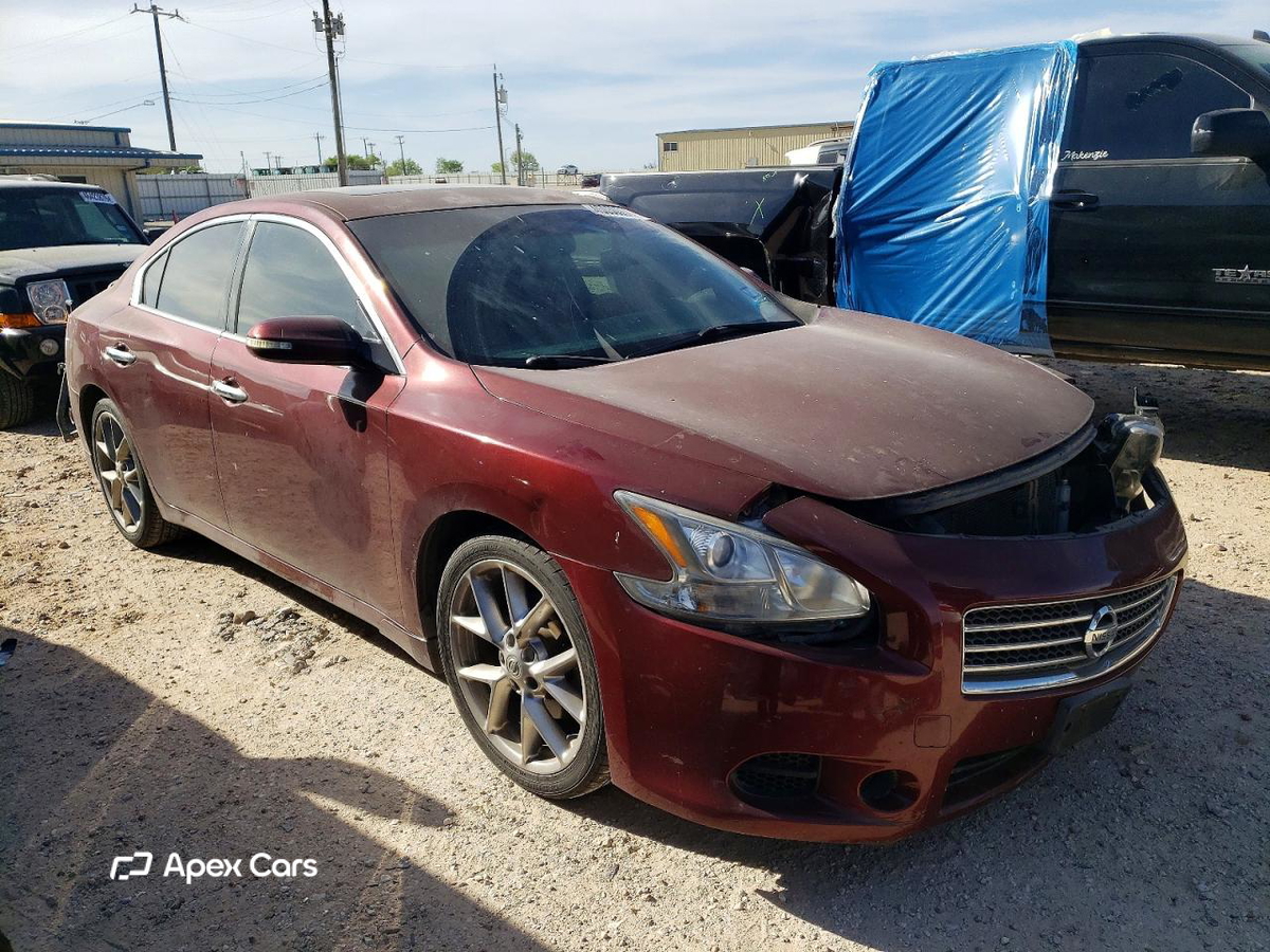 Nissan Maxima 2010