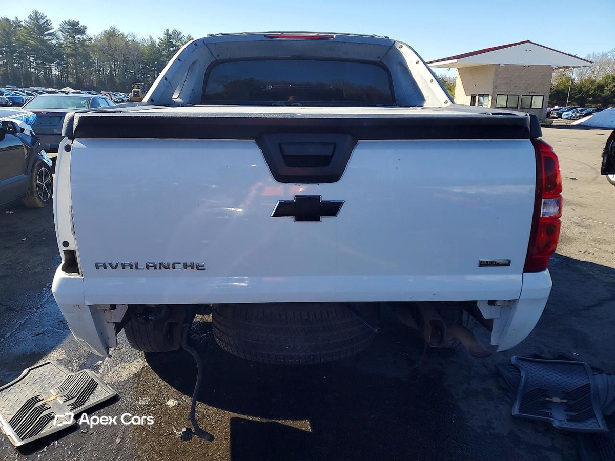 Chevrolet Avalanche 2011