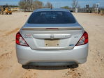 Nissan Versa 2015