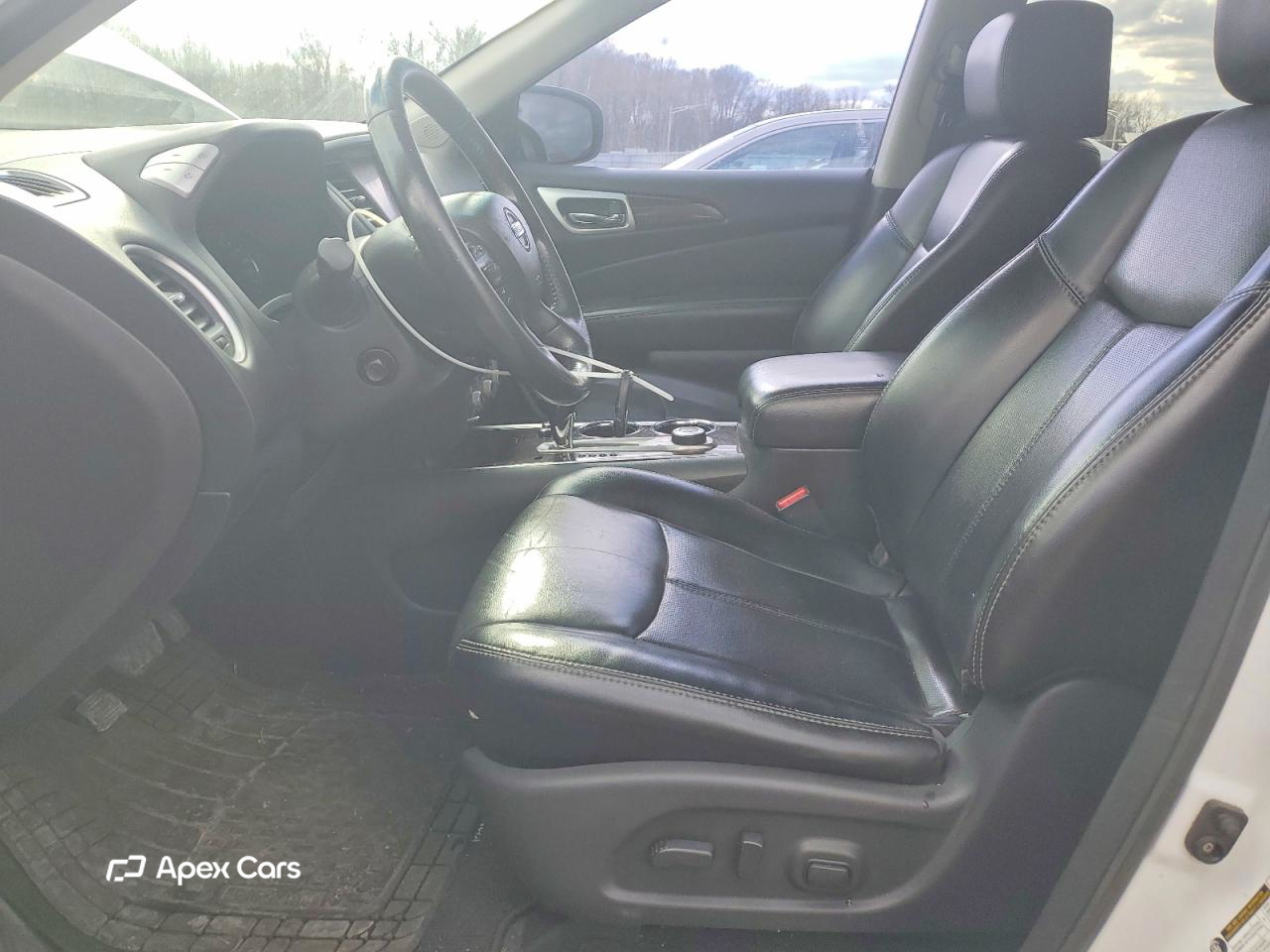 Nissan Pathfinder 2014