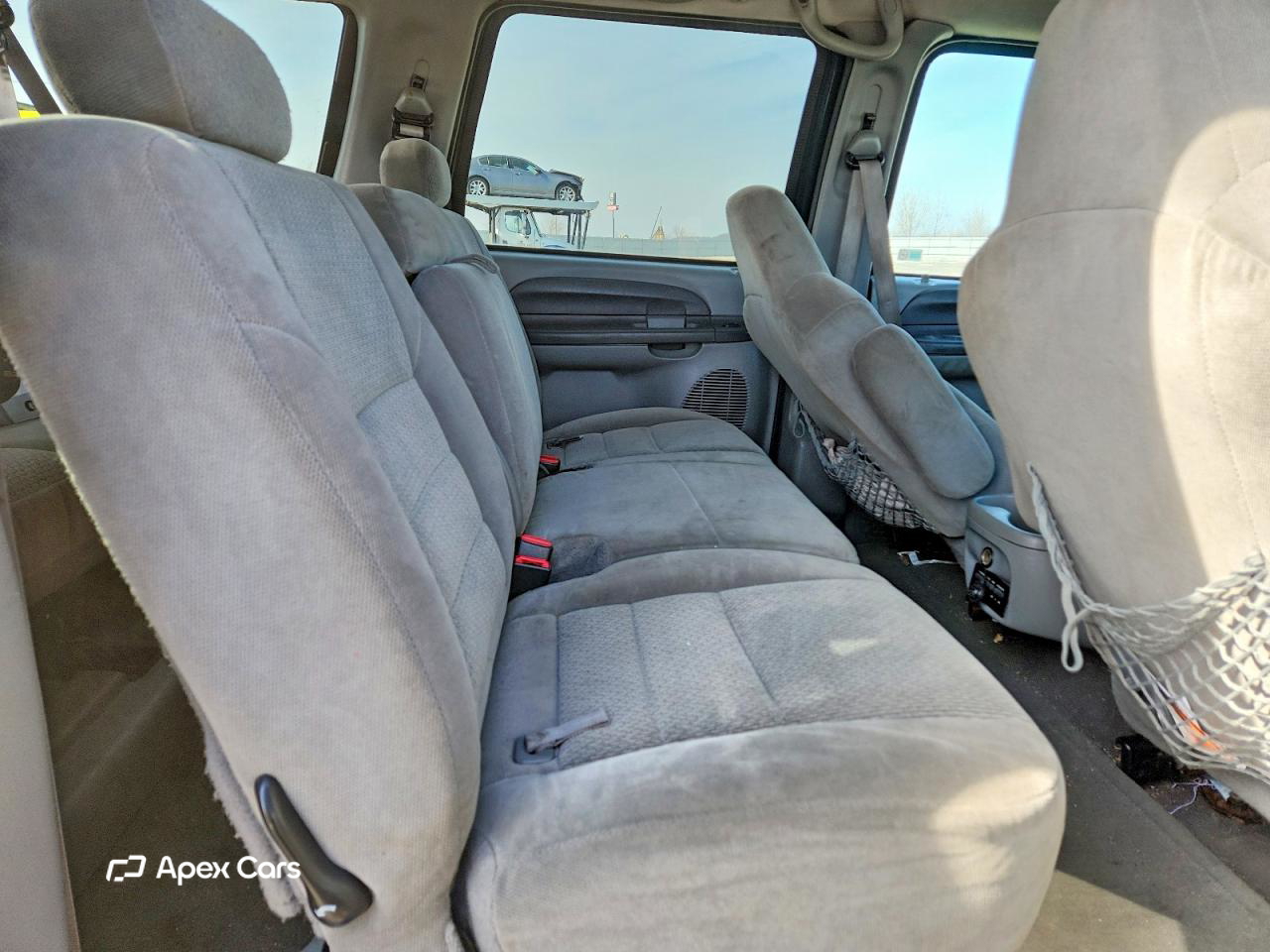 Ford Excursion 2003