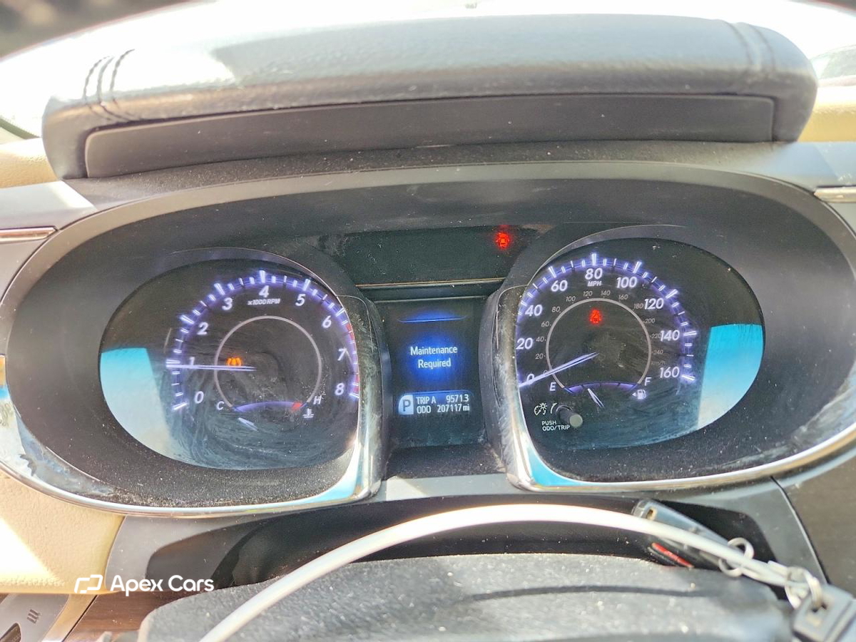 Toyota Avalon 2013