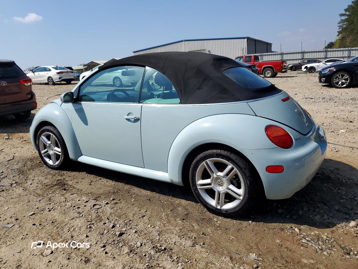 Volkswagen Beetle 2005