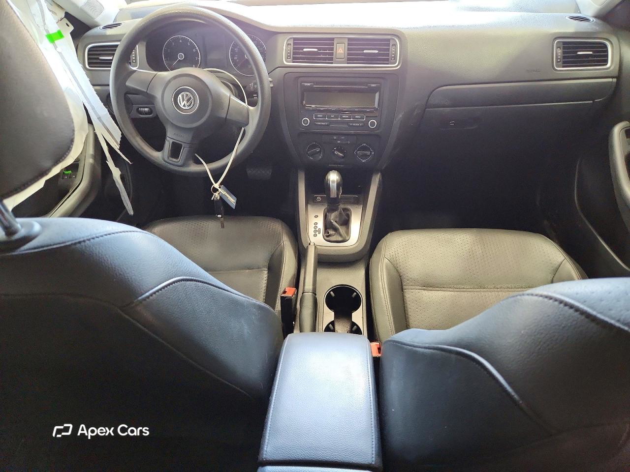 Volkswagen Jetta 2014
