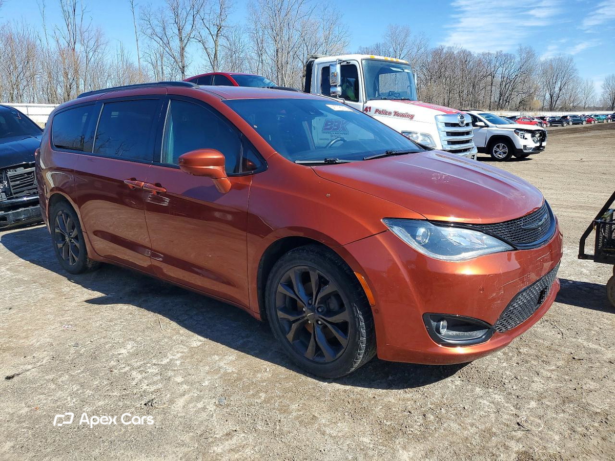 Chrysler Pacifica 2018
