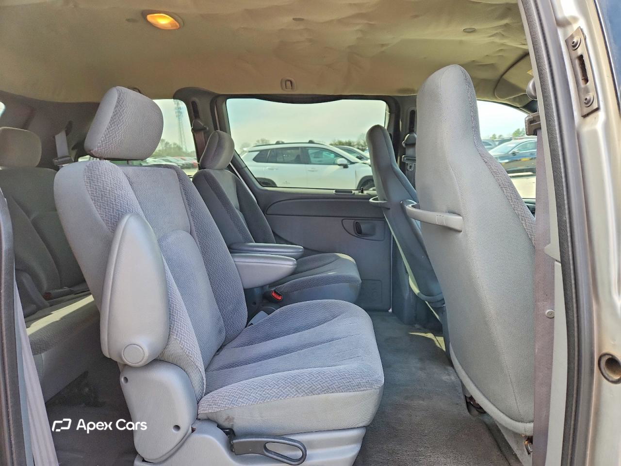 Dodge Caravan 2004
