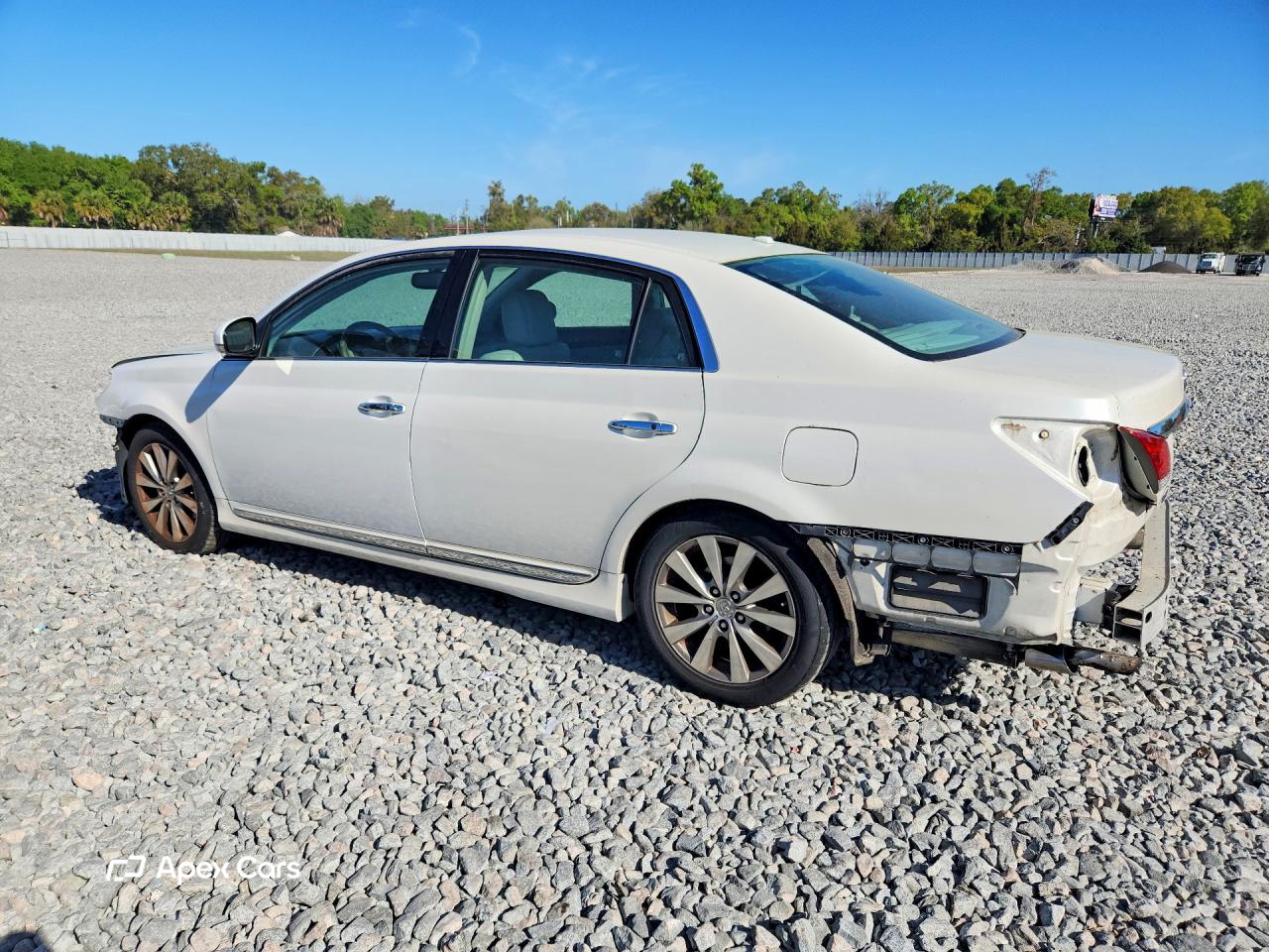 Toyota Avalon 2011