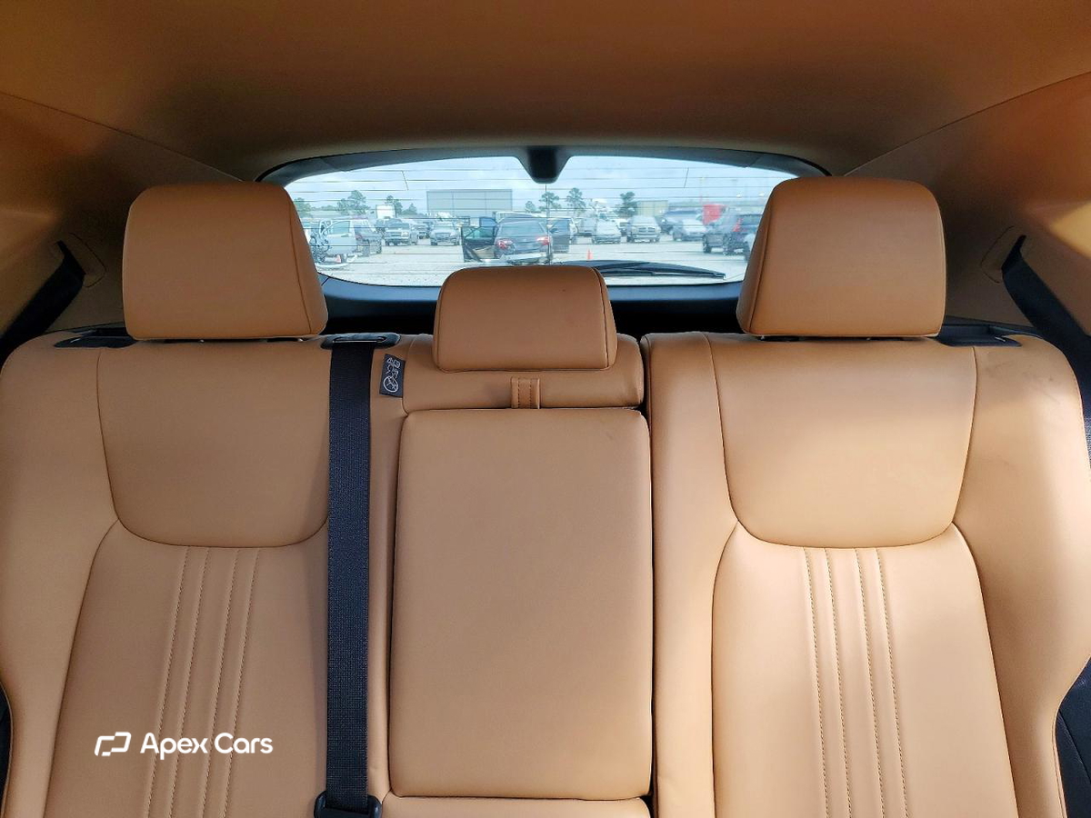 Lexus NX 2024