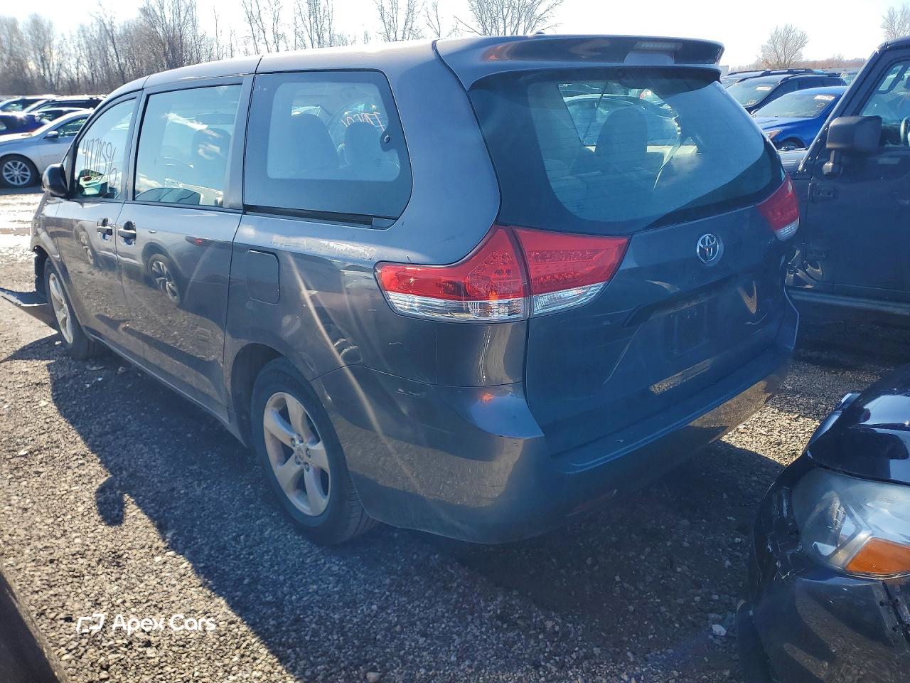 Toyota Sienna 2013