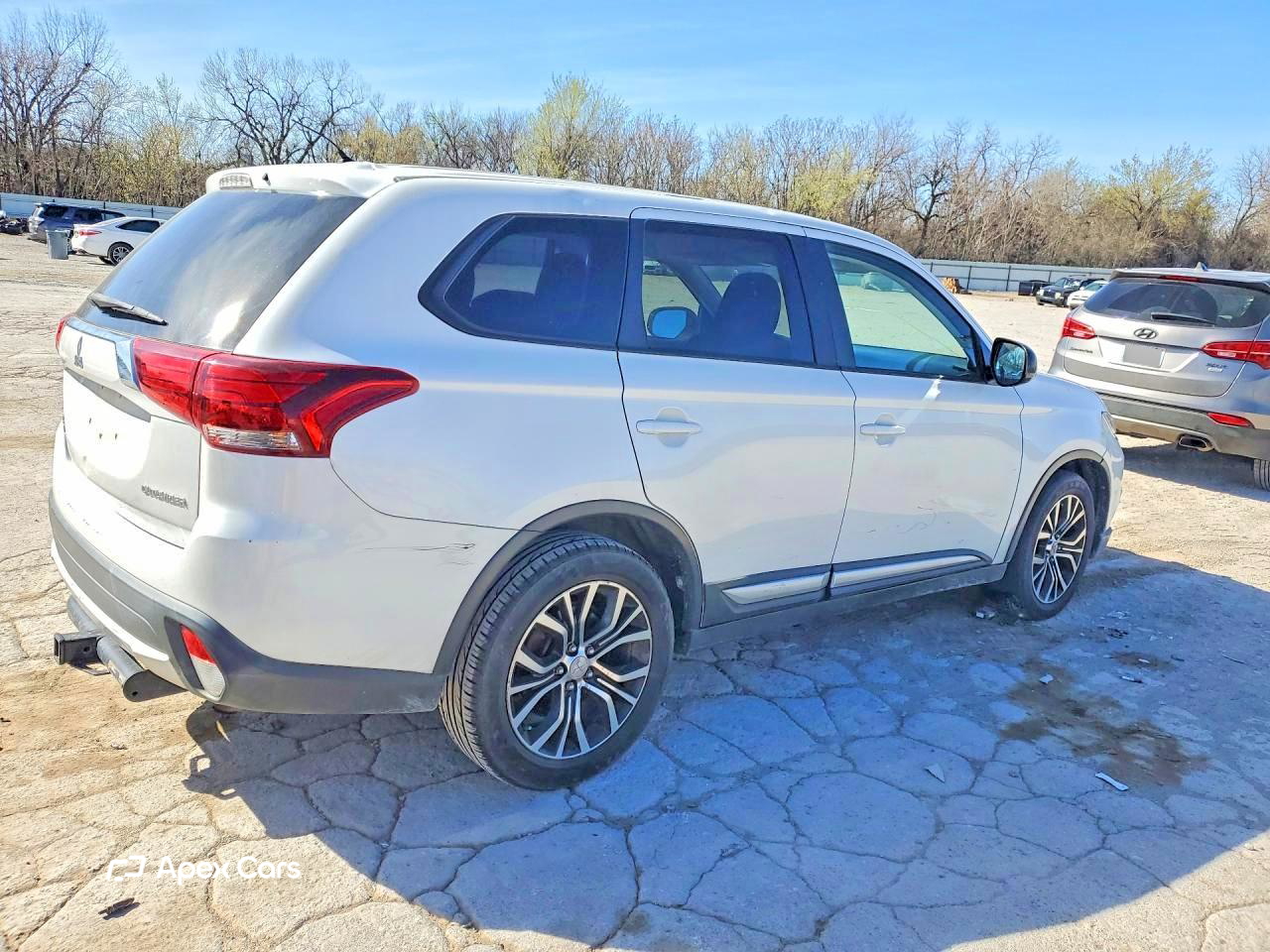 Mitsubishi Outlander 2016