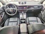 Porsche Macan 2025