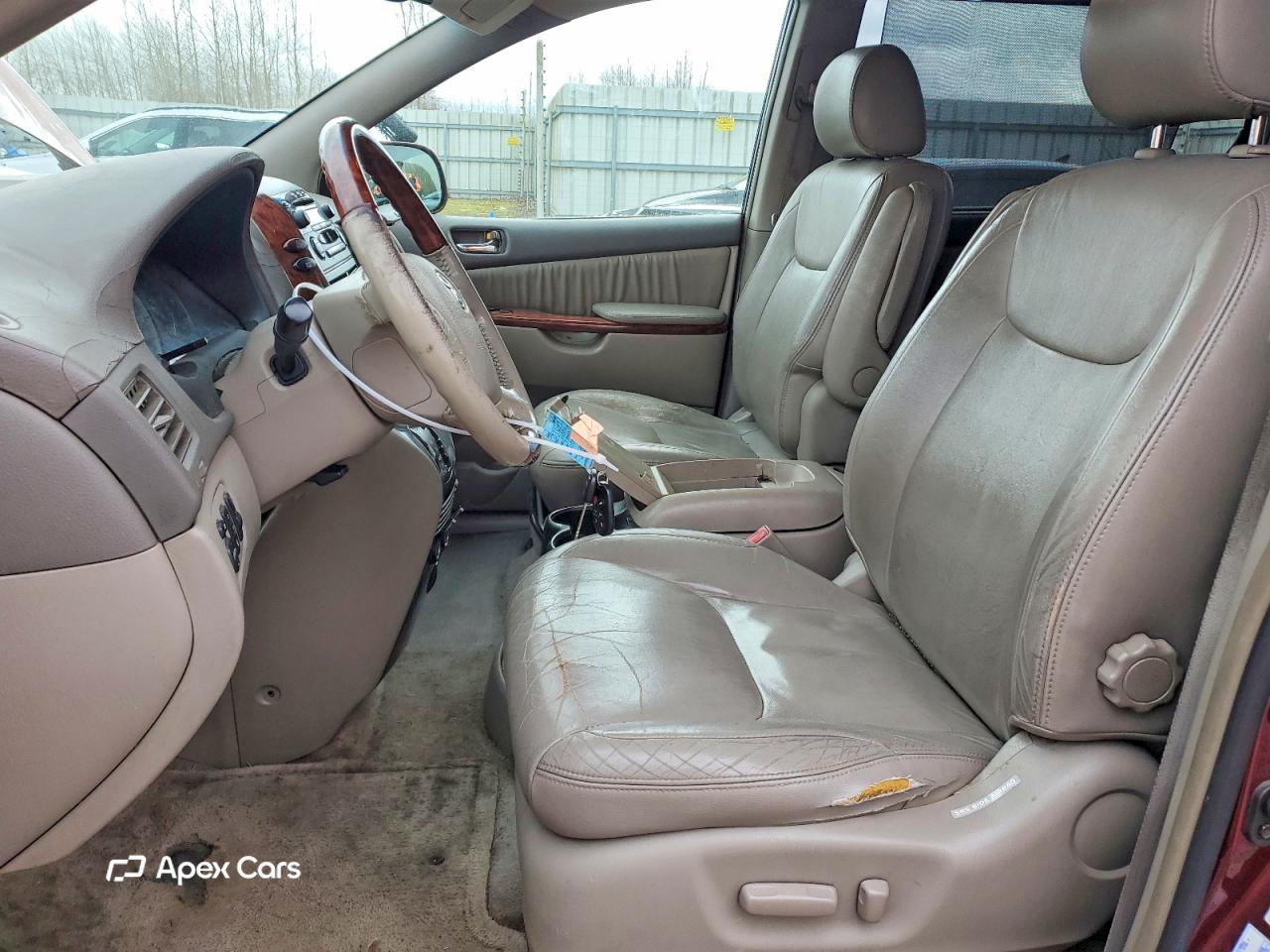 Toyota Sienna 2004