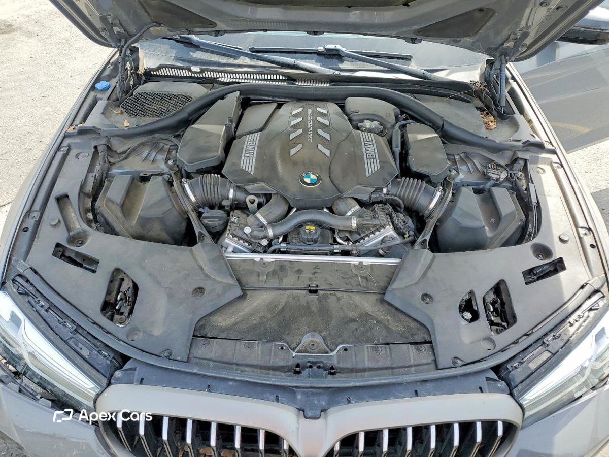 BMW M5 2022