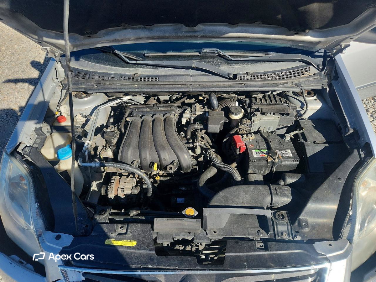 Nissan Sentra 2012