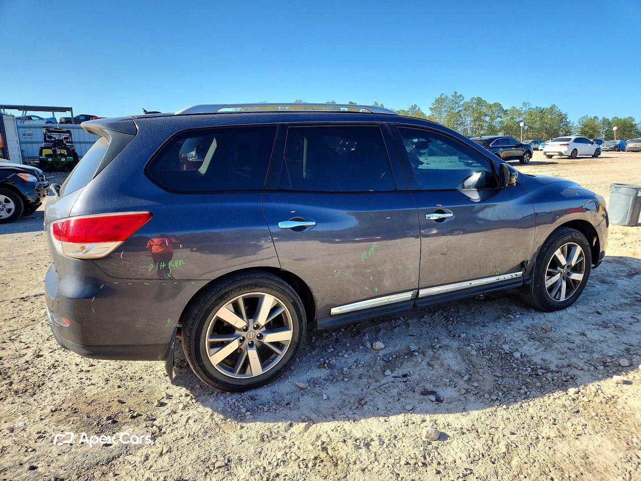 Nissan Pathfinder 2013