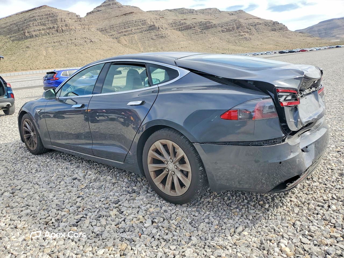 Tesla Model S 2016