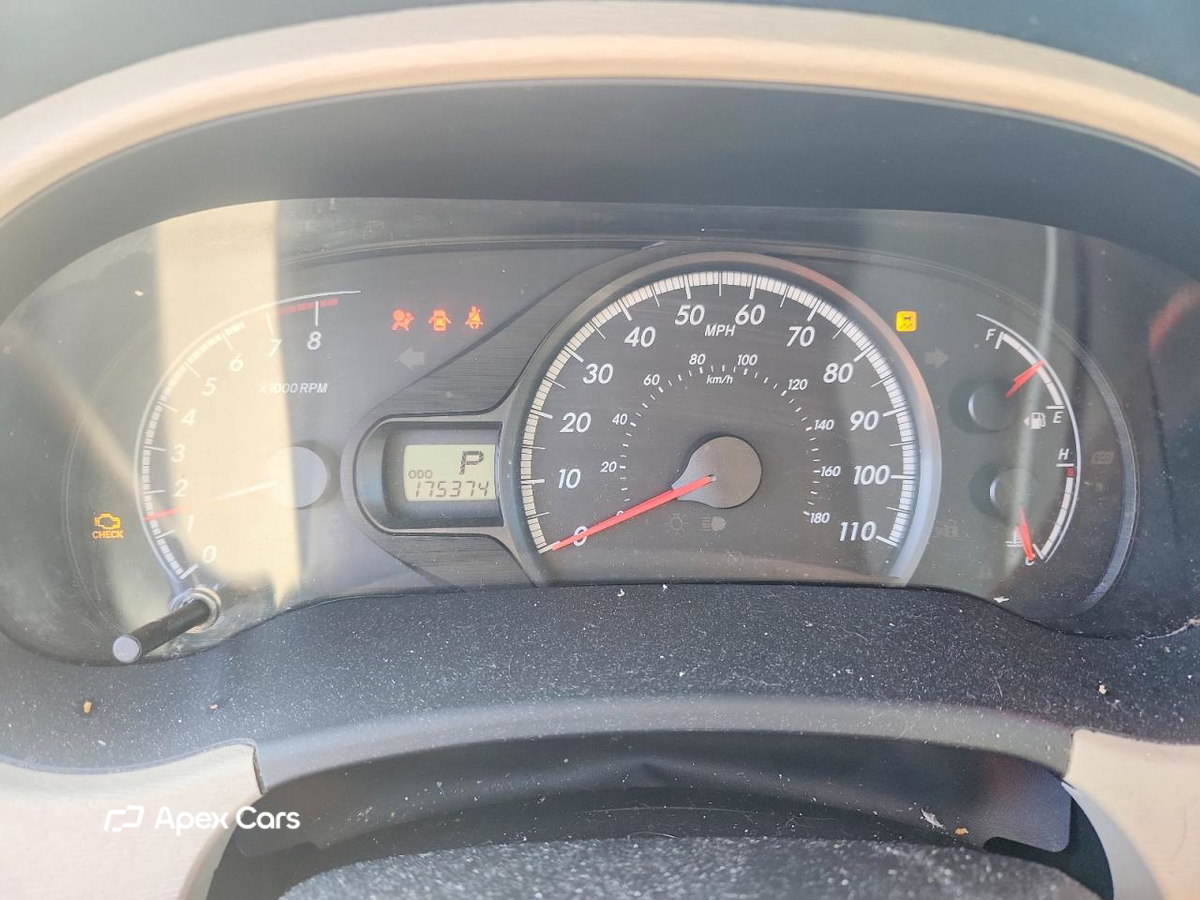 Toyota Sienna 2011