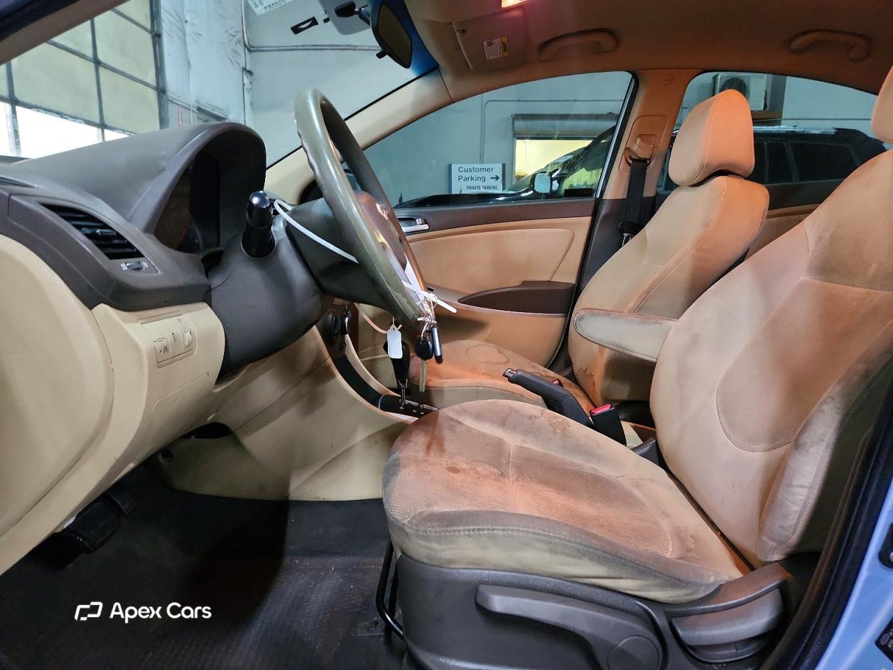 Hyundai Accent 2012
