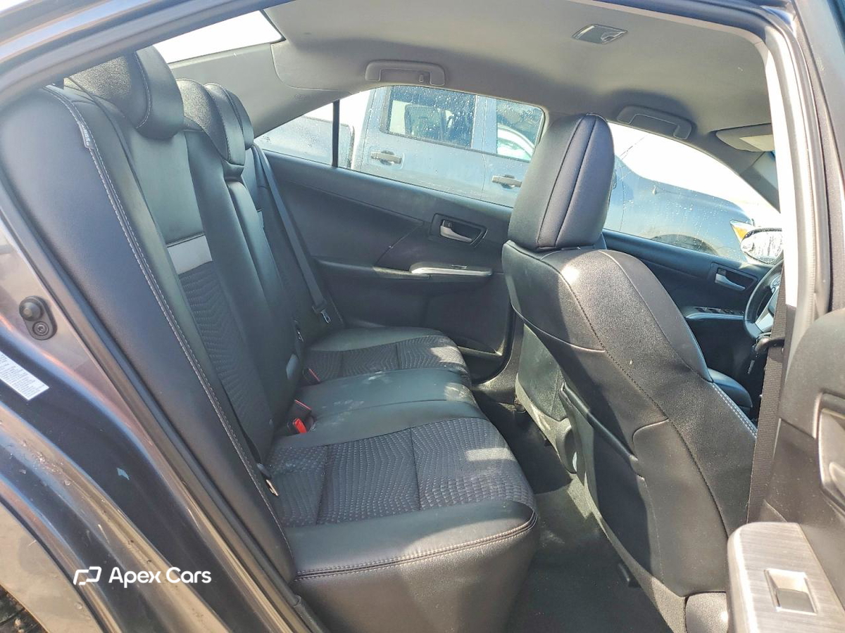 Toyota Camry 2012