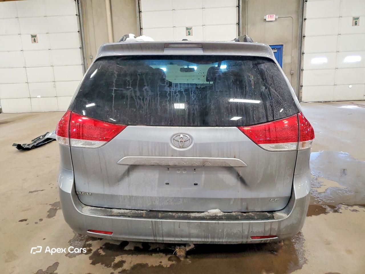 Toyota Sienna 2011