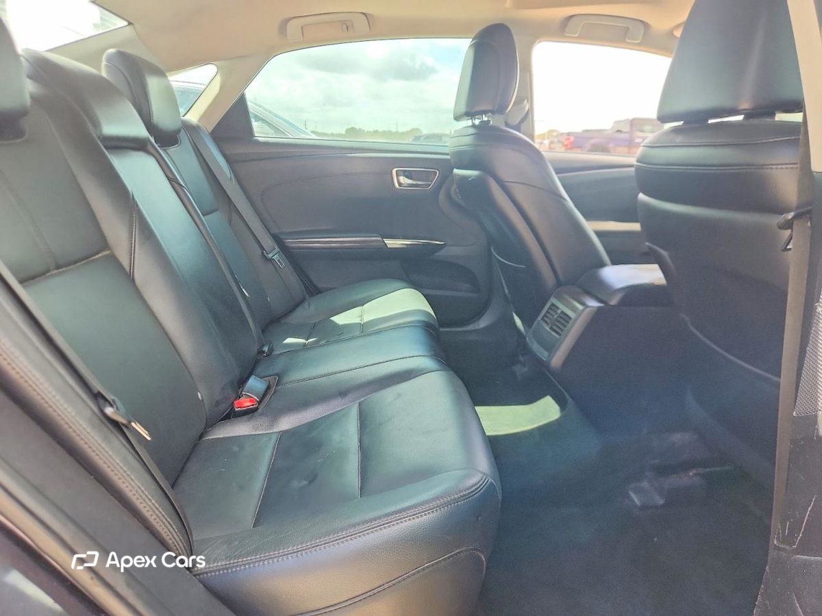 Toyota Avalon 2016