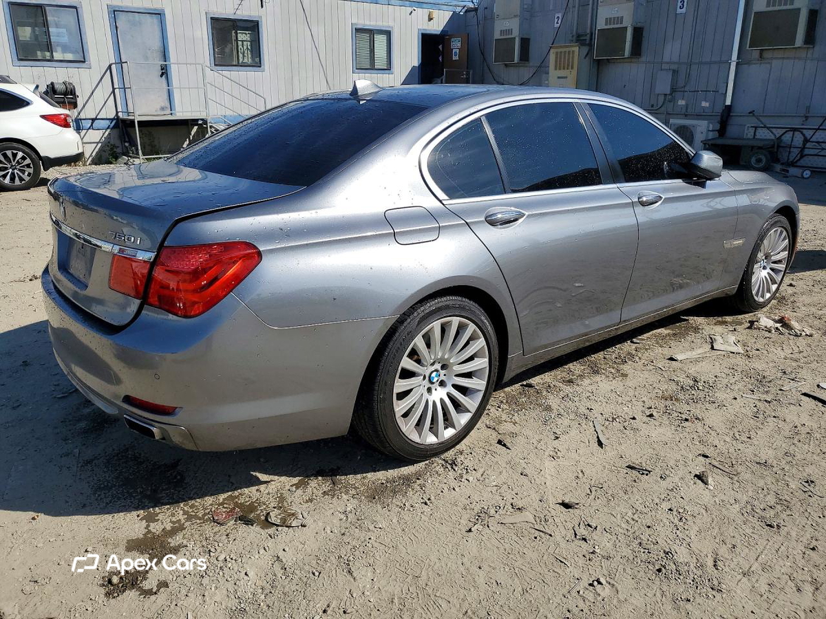 BMW Series 7 2012