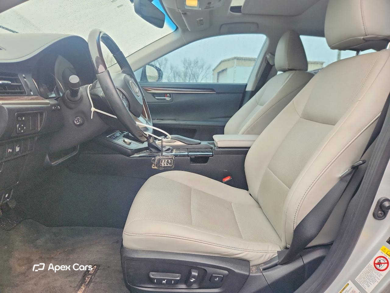 Lexus ES 2016