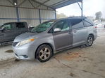 Toyota Sienna 2012
