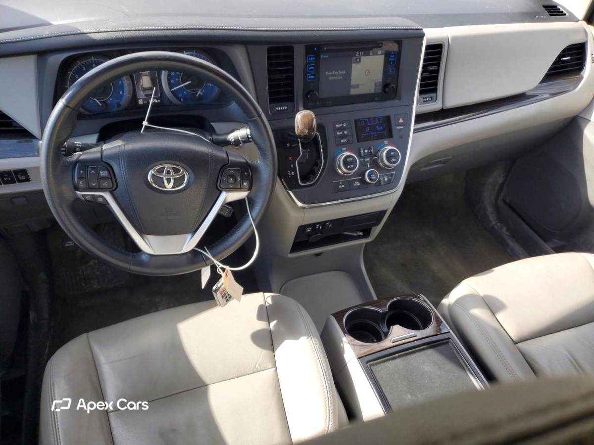 Toyota Sienna 2017