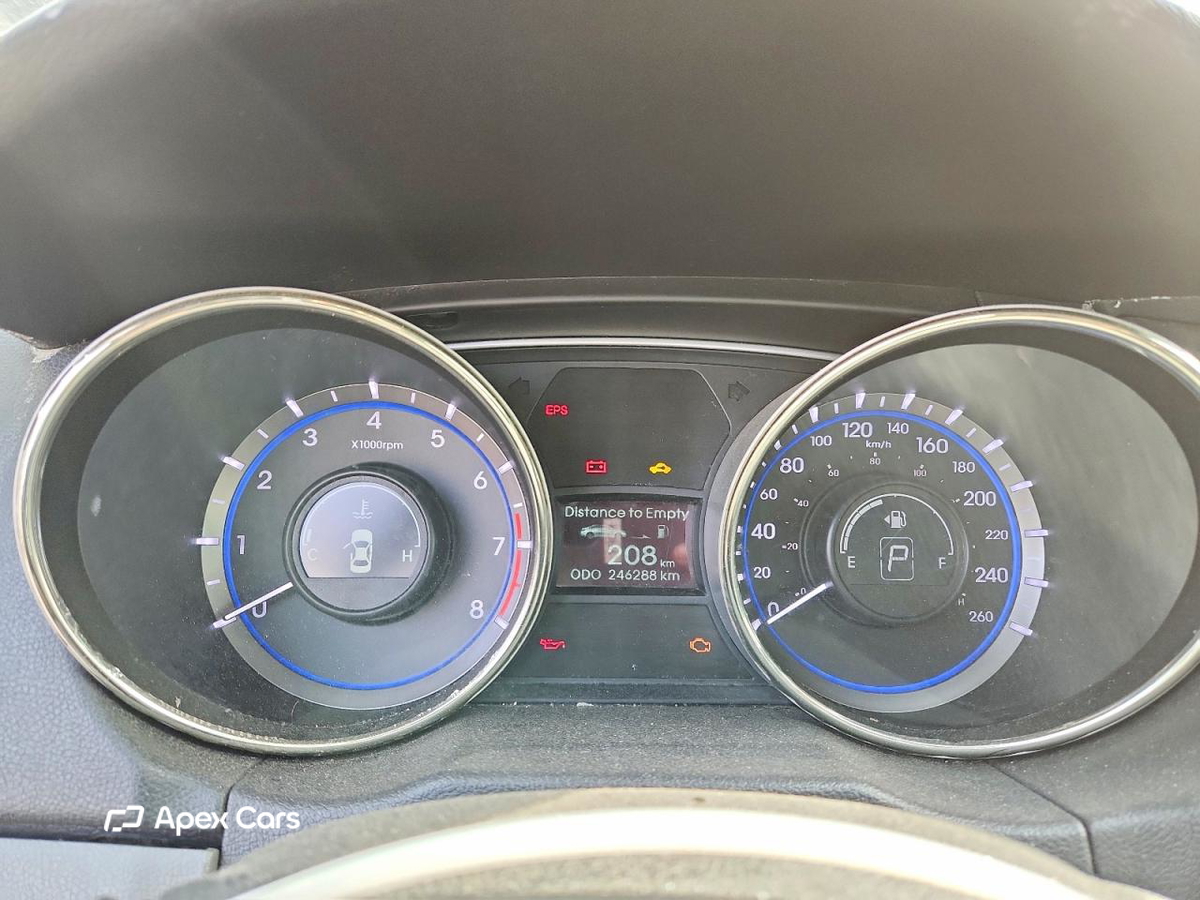 Hyundai Sonata 2013