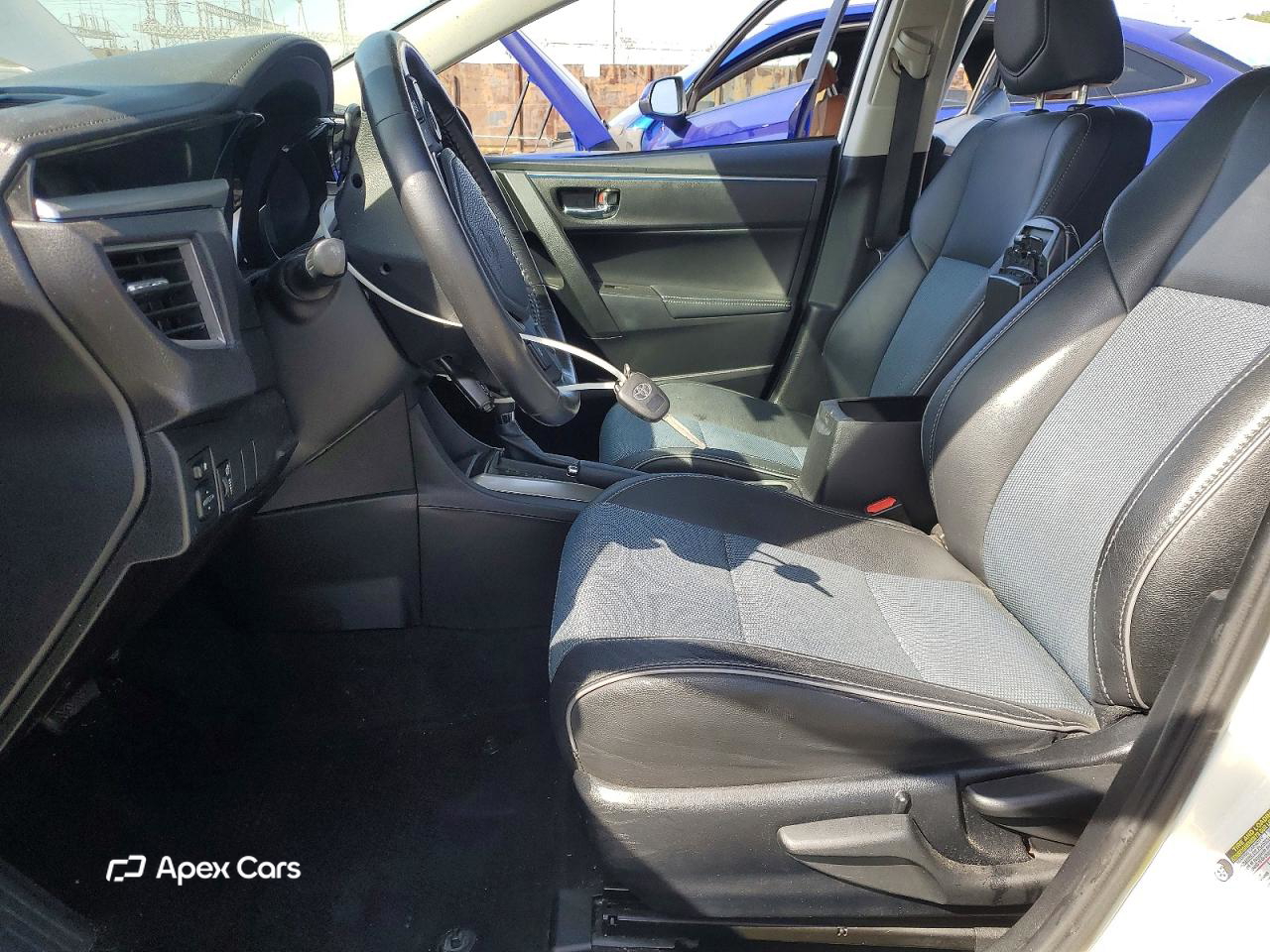 Toyota Corolla 2015