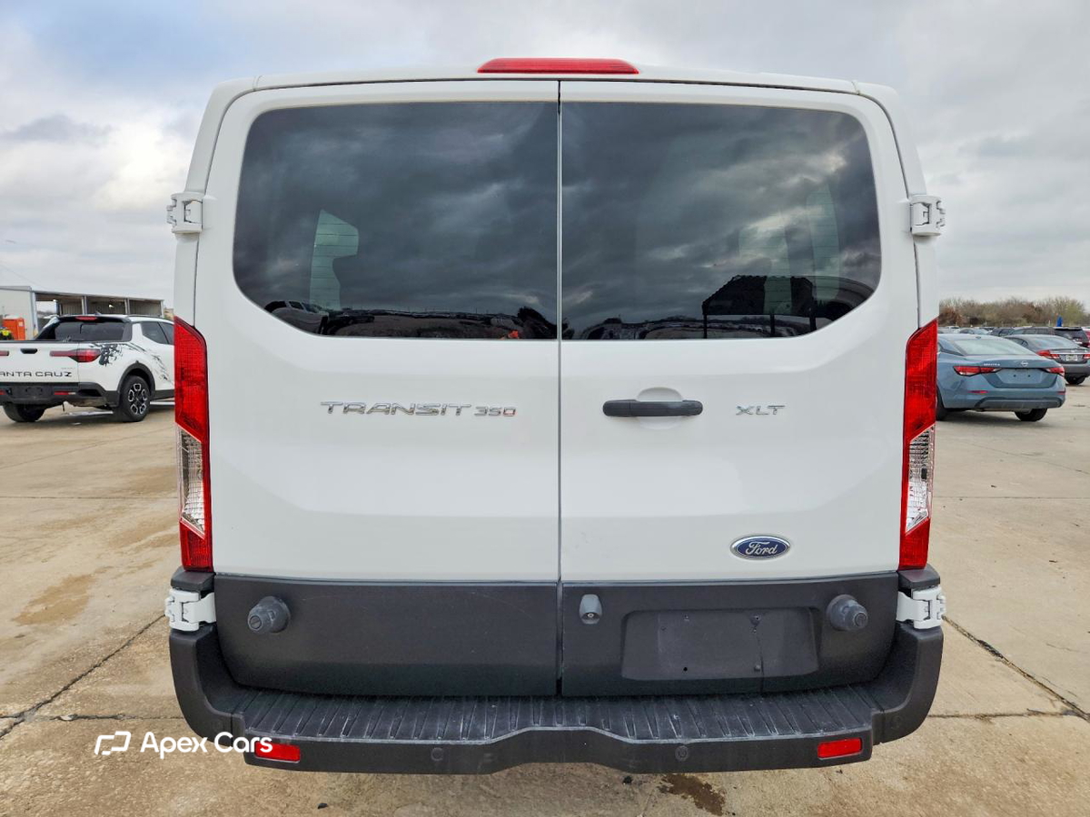Ford Transit 2016