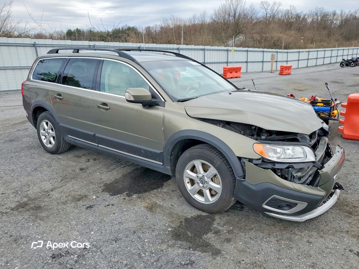 Volvo XC70 2011
